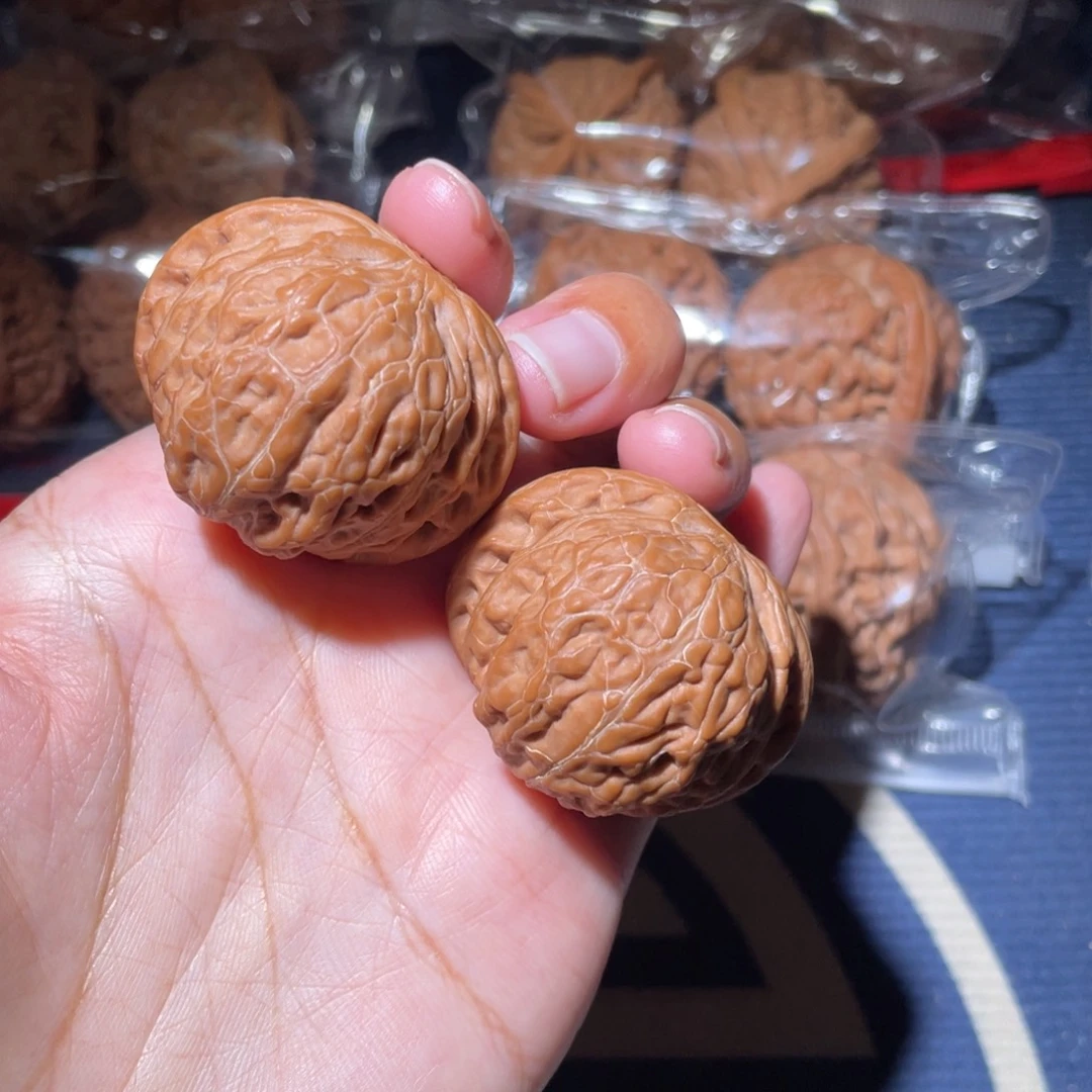 文玩核桃吊坠铁锤40