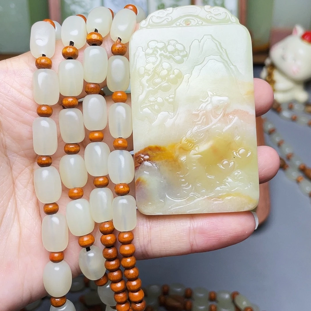 心***阳新疆昆仑山脉料生肖马牌