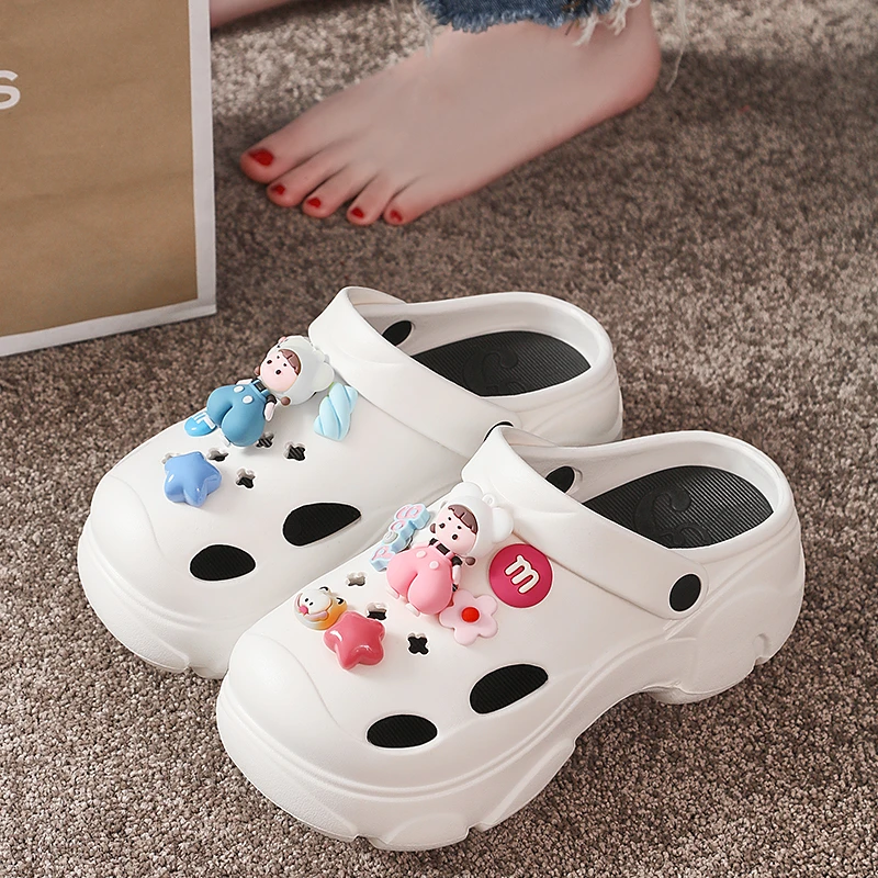 2025新款夏季厚底包头外穿潮流时尚情侣女孩配饰EVA凉拖鞋洞洞鞋