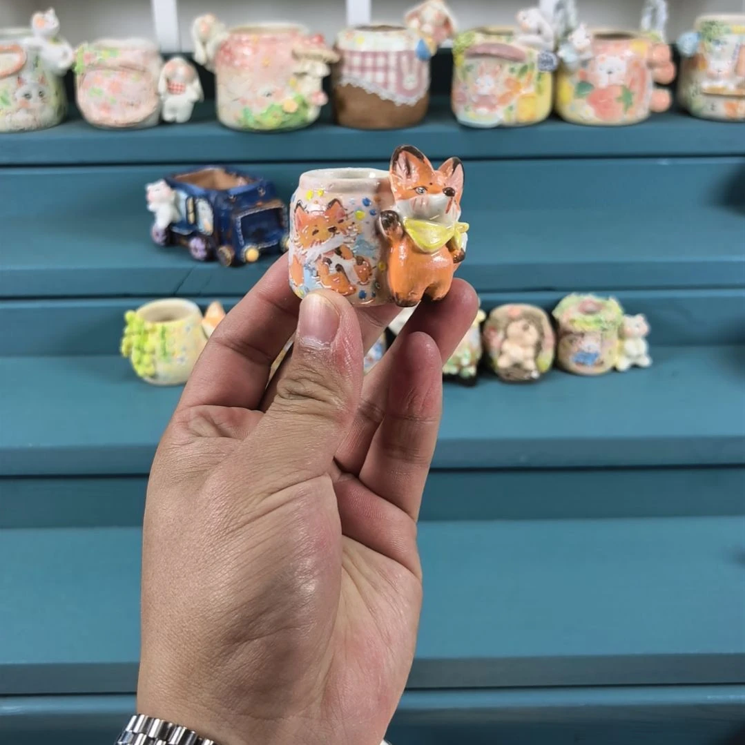 小狐狸  手绘多肉花盆