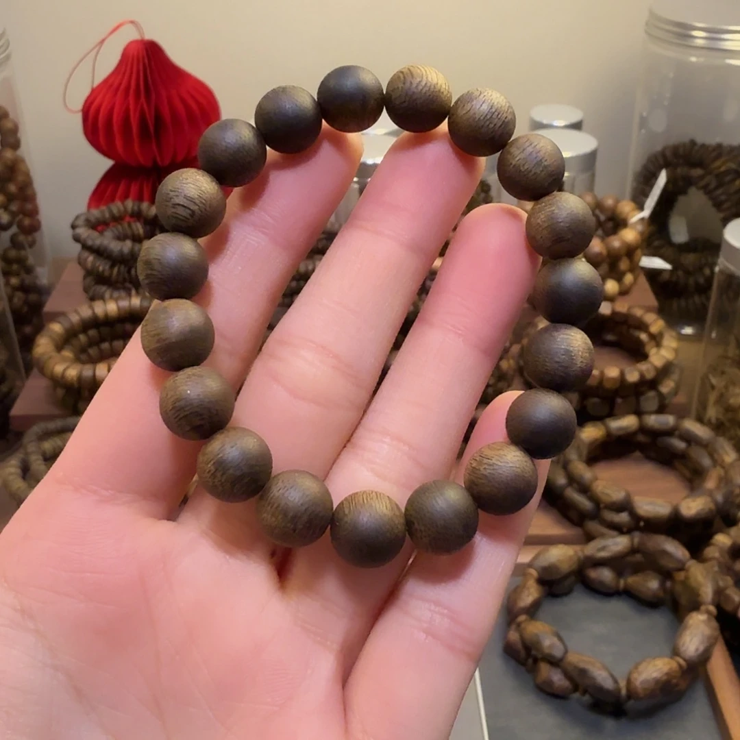 崔***飞沉香香囊沉香1.0圆单沉水浮9.4g 多样性发一