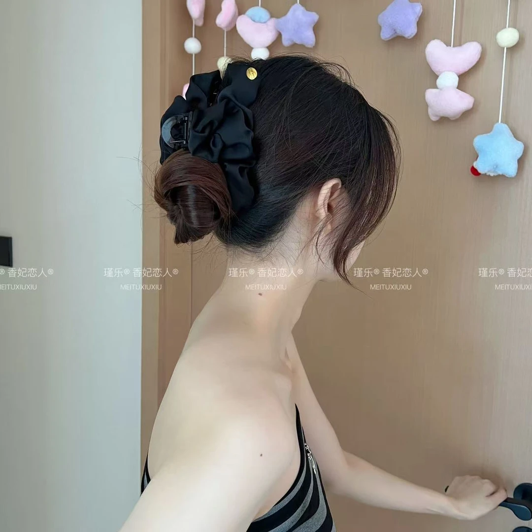 轻奢金标褶皱云朵抓夹女高级感2025新款后脑勺盘发发夹鲨鱼夹头饰