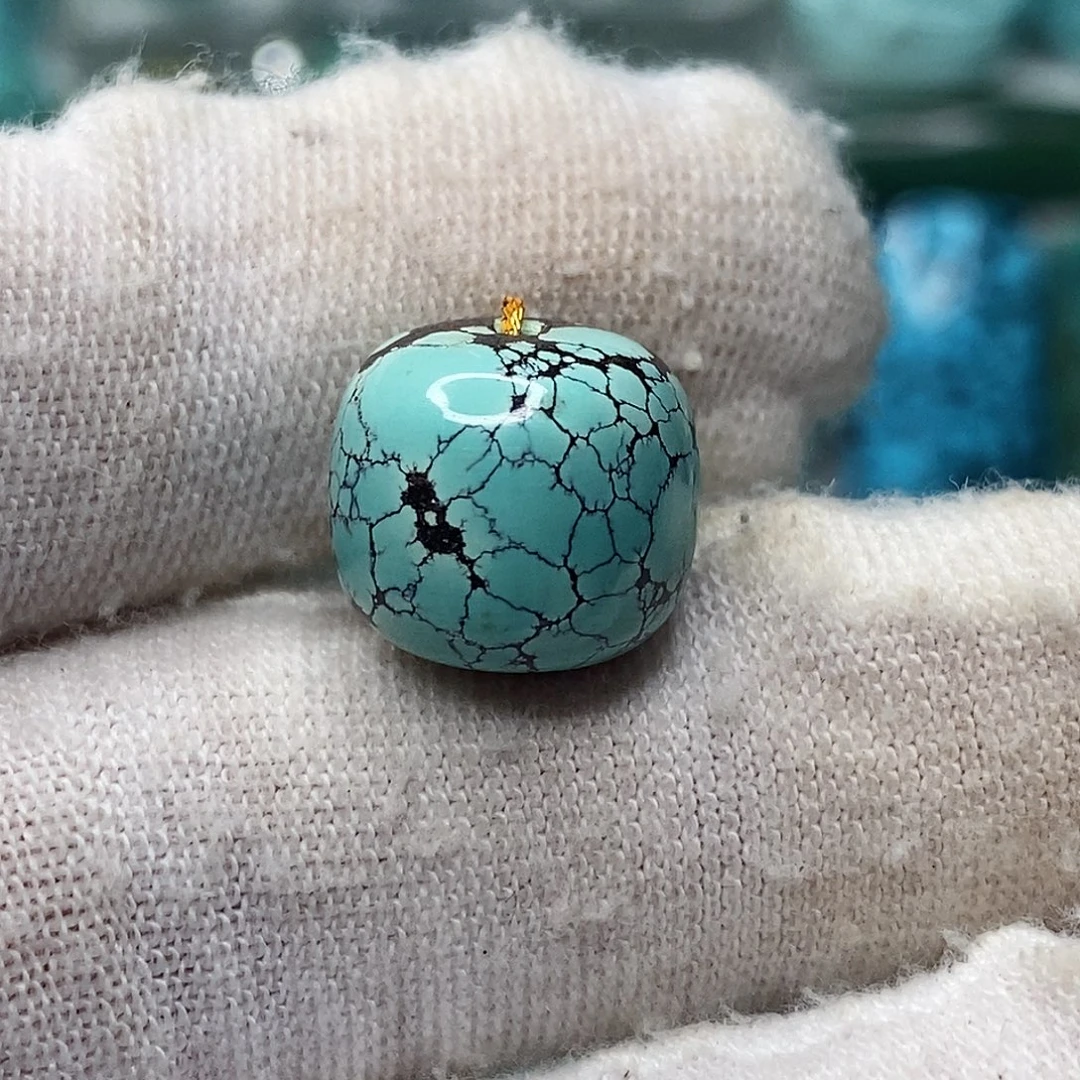 未镶嵌绿松石天然原矿 带武汉地大证书