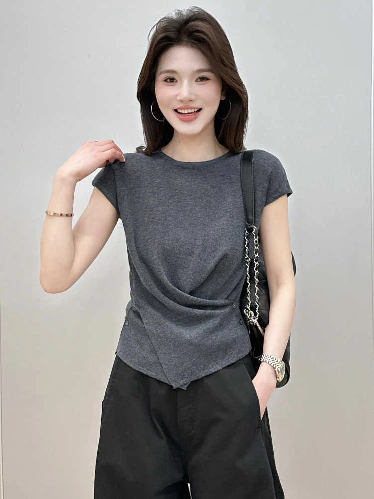 灰色冰丝短袖针织衫t恤女夏季2025新款纽扣设计感修身显瘦上衣女