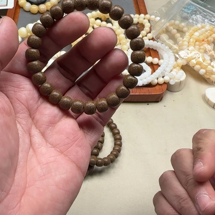白玉菩提吊坠372咖色