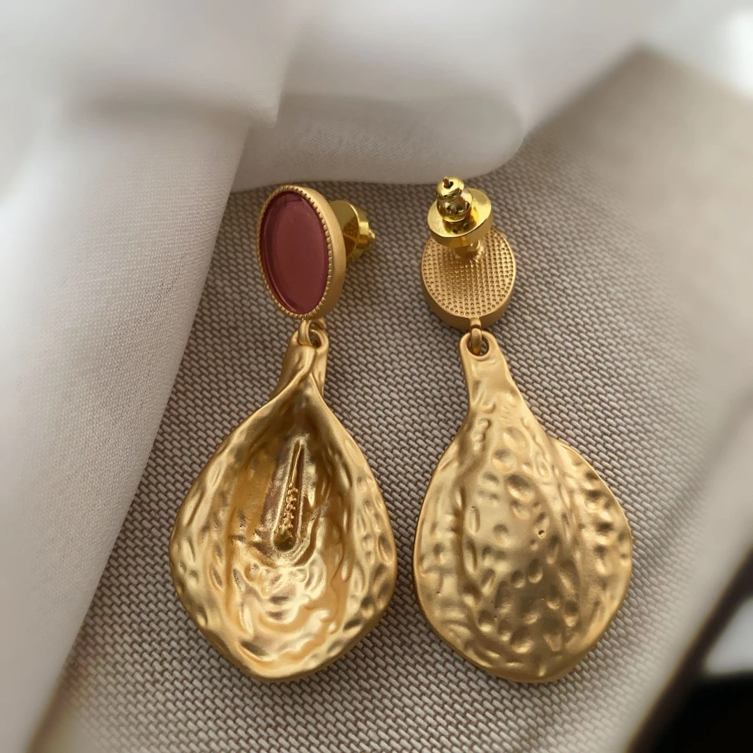 黄铜树脂耳饰 秋冬新款设计不规则肌理纹路感水滴耳饰
