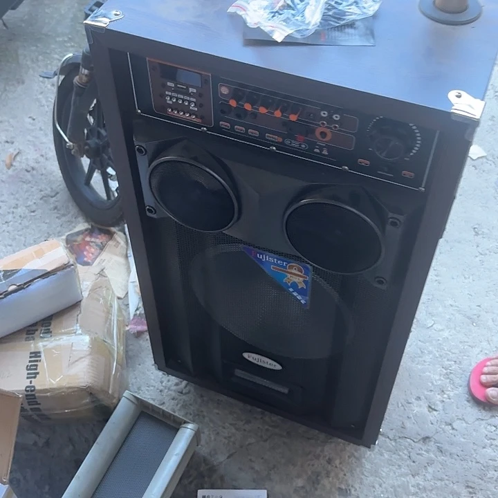 迷***佛未拆封不包邮一个电瓶音响