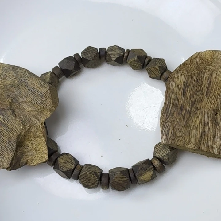 沉香沉香碎屑碎屑168
