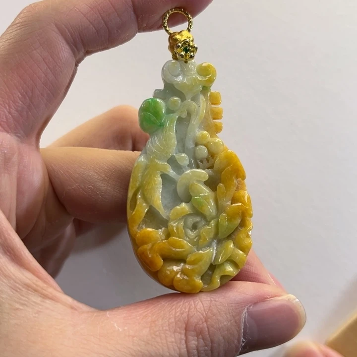 翡翠吊坠(赠链)未镶嵌代编织