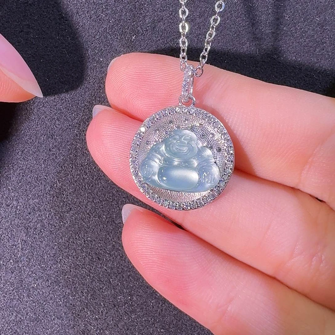 翡翠未镶嵌颈饰佛公