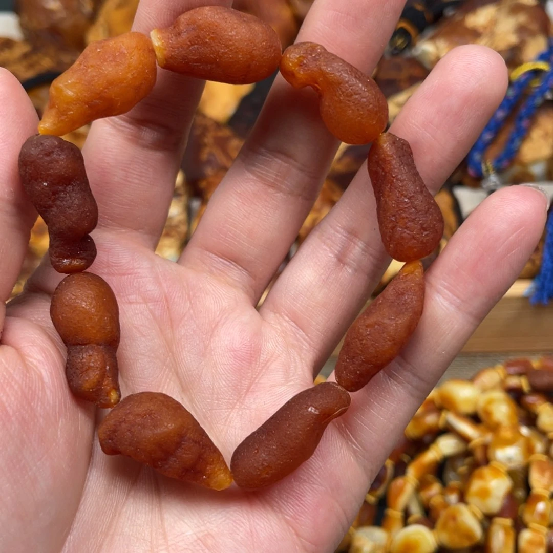 蜜蜡珠宝奇石未镶嵌