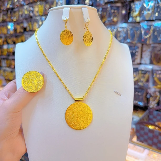 铜合金项链 爱纳扎尔时尚百搭精美新款长款三件套20251221