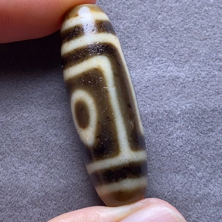 板***板玛瑙/玉髓颈饰未镶嵌