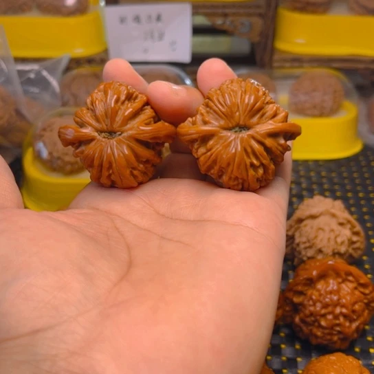 吊坠文玩核桃四座楼