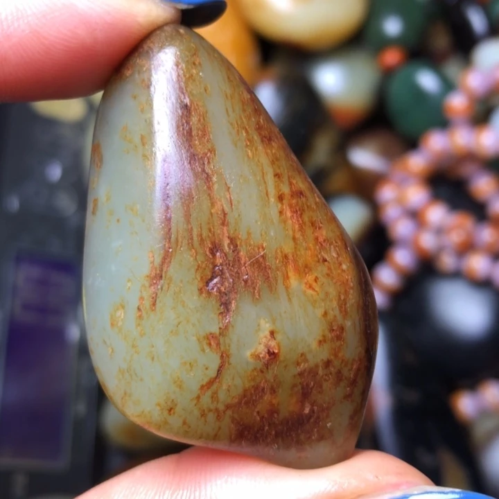 和田玉未镶嵌珠宝奇石