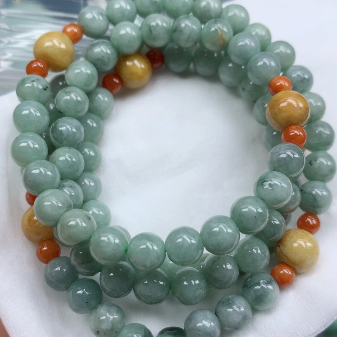 翡翠颈饰未镶嵌手串