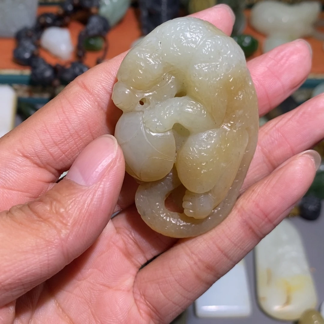 和田玉未镶嵌挂件