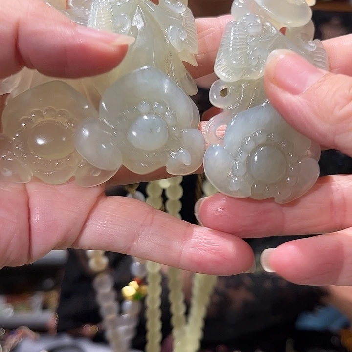 未镶嵌岫玉毛衣链