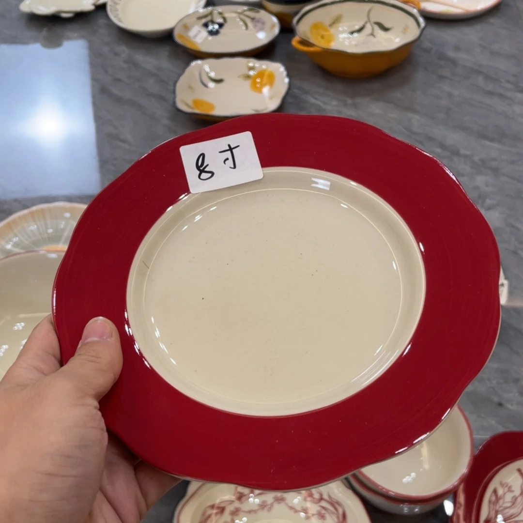 陶瓷微瑕餐具介意勿拍，满18飞！