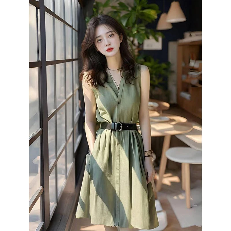 2025夏季法式新款轻奢风高级感遮肉显瘦连衣裙女小众百搭个性裙子