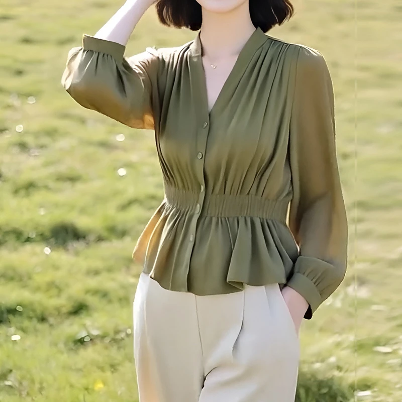 轻熟风穿搭V领收腰紫色衬衫女今年流行爆款独特别致通勤长袖上衣