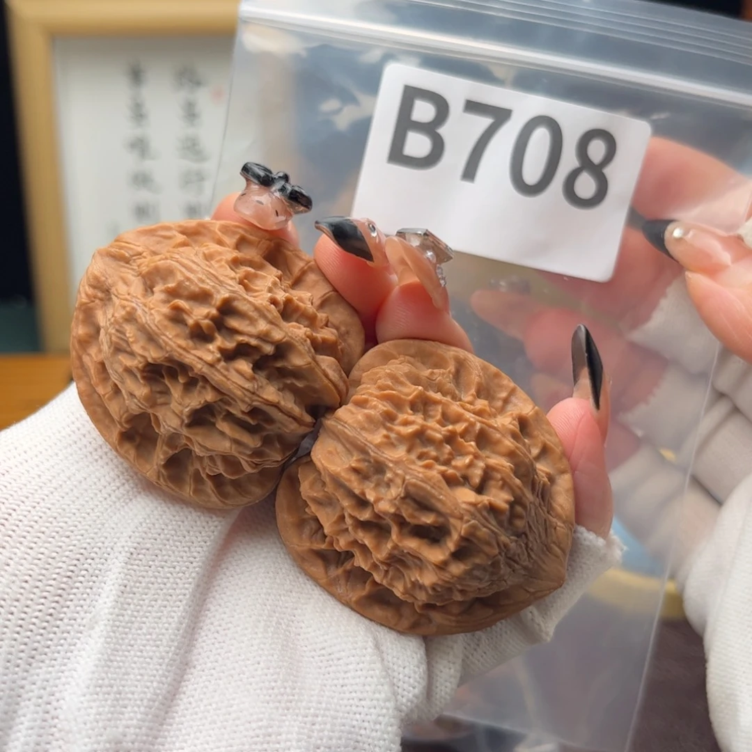 文玩核桃把件42红狮子b708