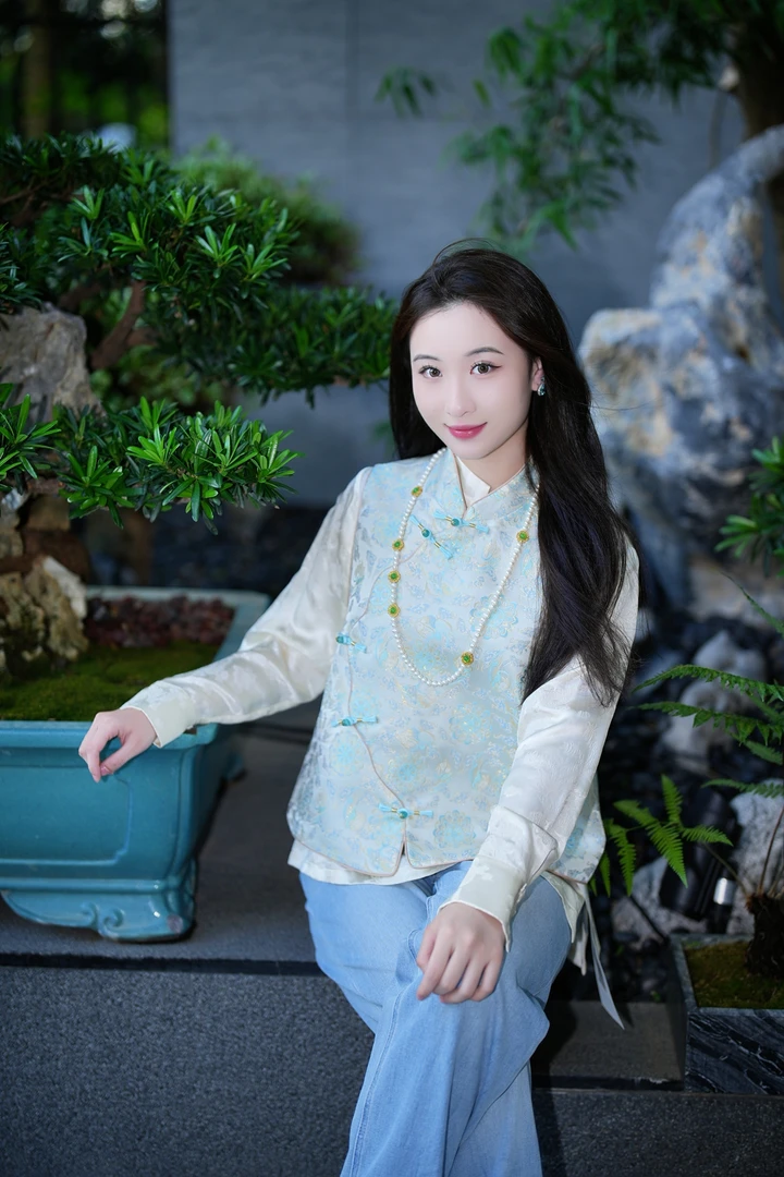 蓝大【绣澜】桑蚕丝新中式马甲6491