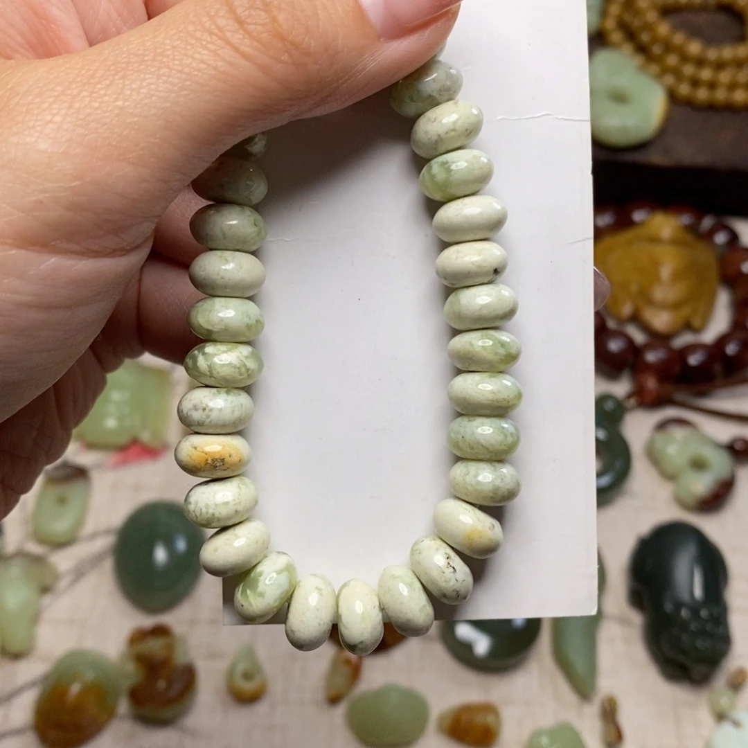 岫岩河磨玉（透闪石质玉）颈饰未镶嵌冬