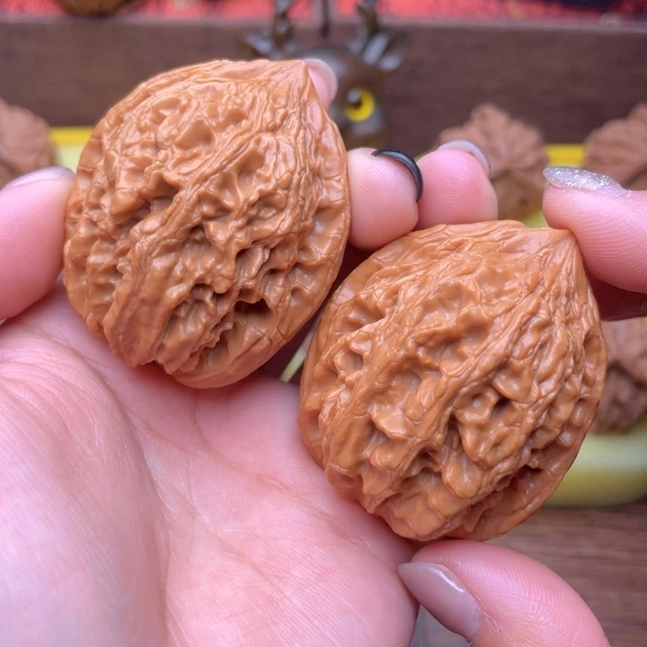 吊坠桃核40大沽石 436