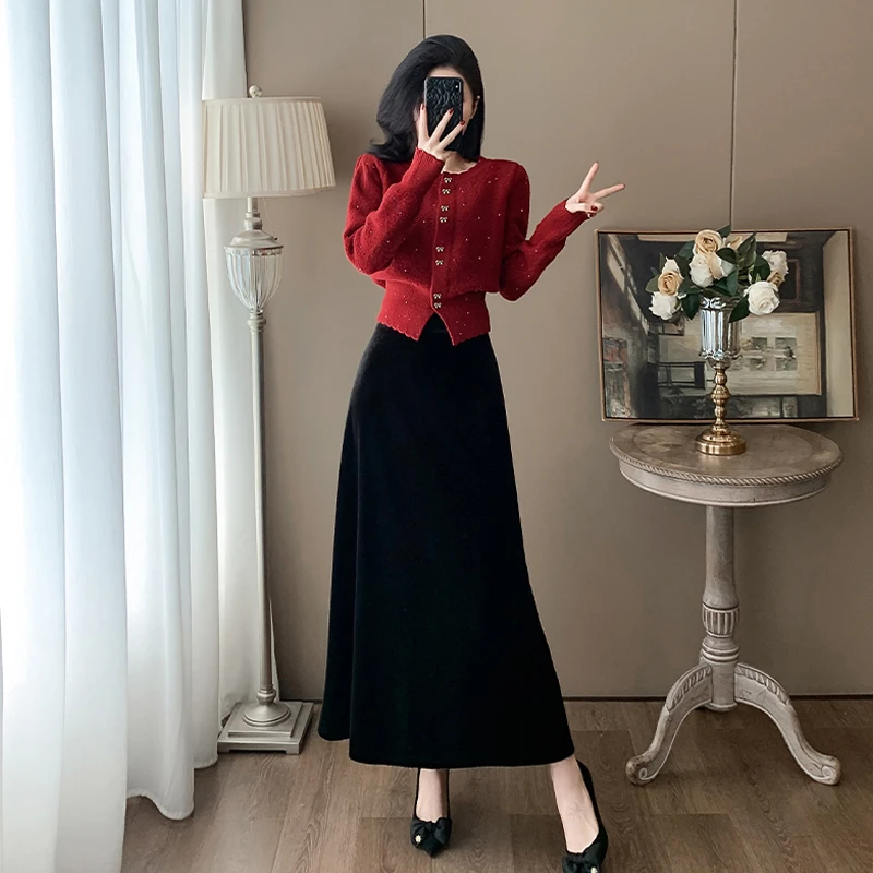 2025新春蝴蝶结扣子红色小开衫高级感洋气小香风长裙新年内搭套装