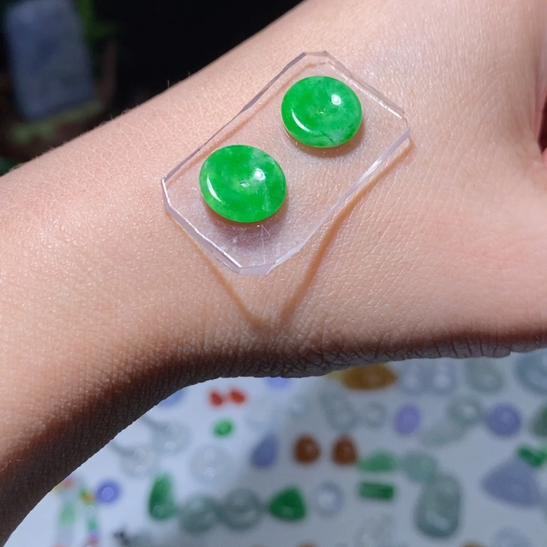 定制翡翠未镶嵌翡翠