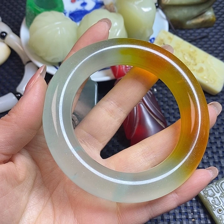 吊坠白玉菩提一一一一一一一一一