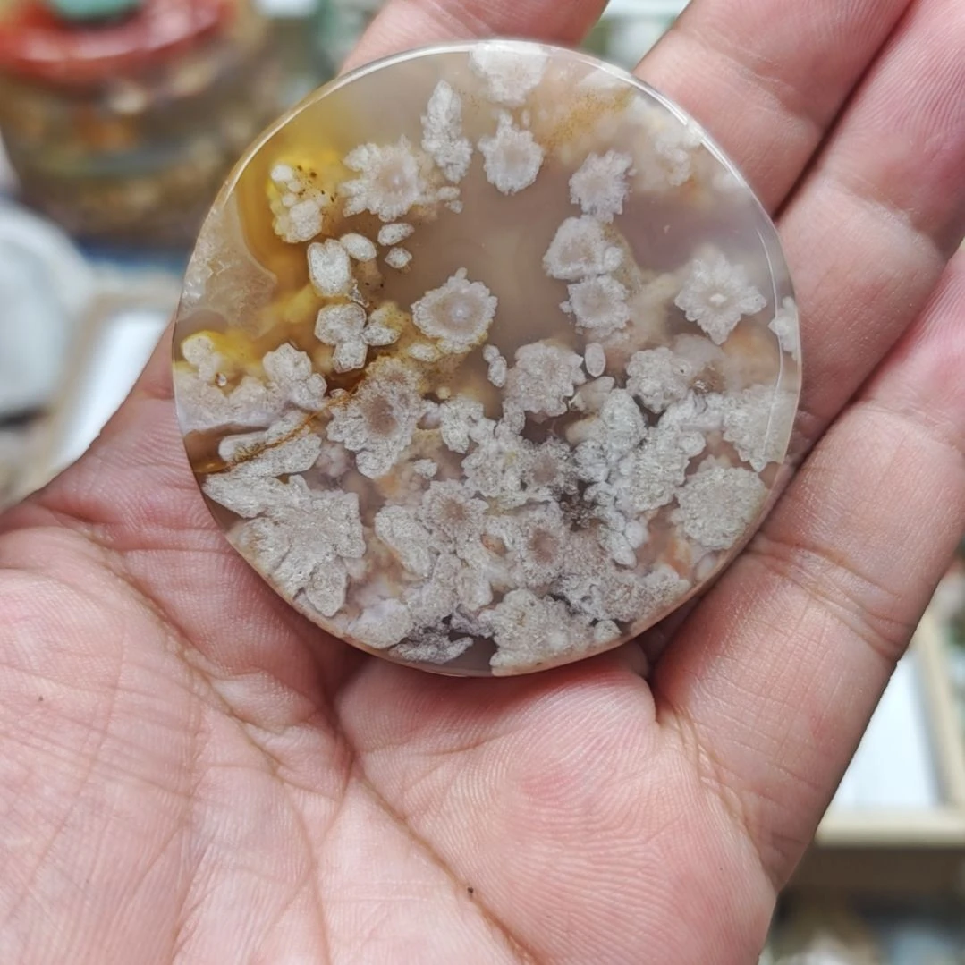 玛瑙/玉髓未镶嵌珠宝奇石