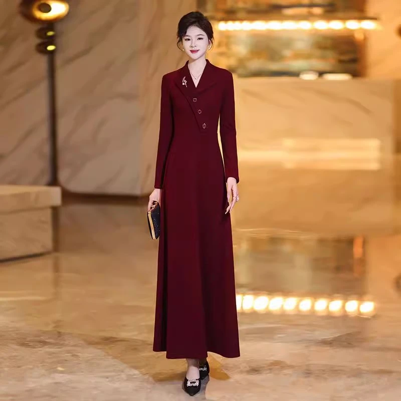 气质安可拉红连衣裙2025秋冬季新款收腰显瘦时尚气质长裙1062