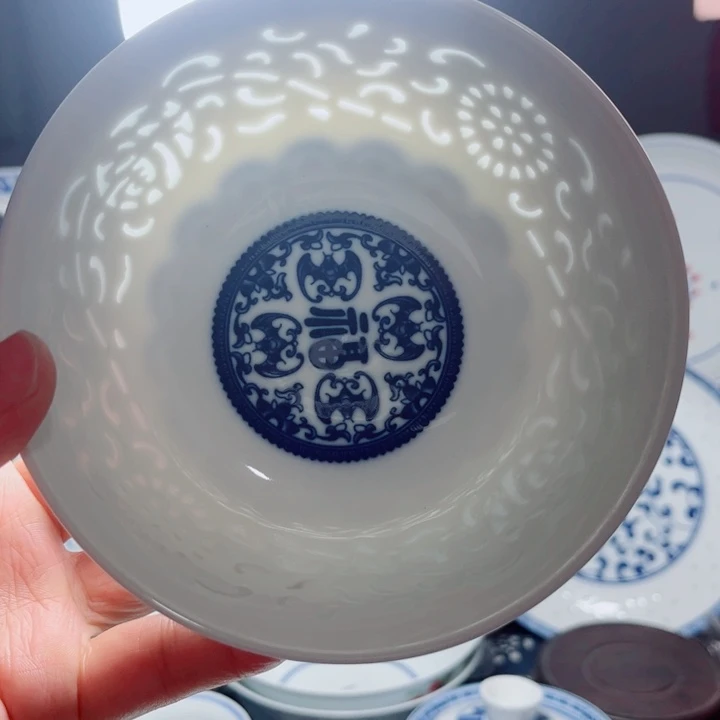 青花玲珑5寸饭碗满雕满福