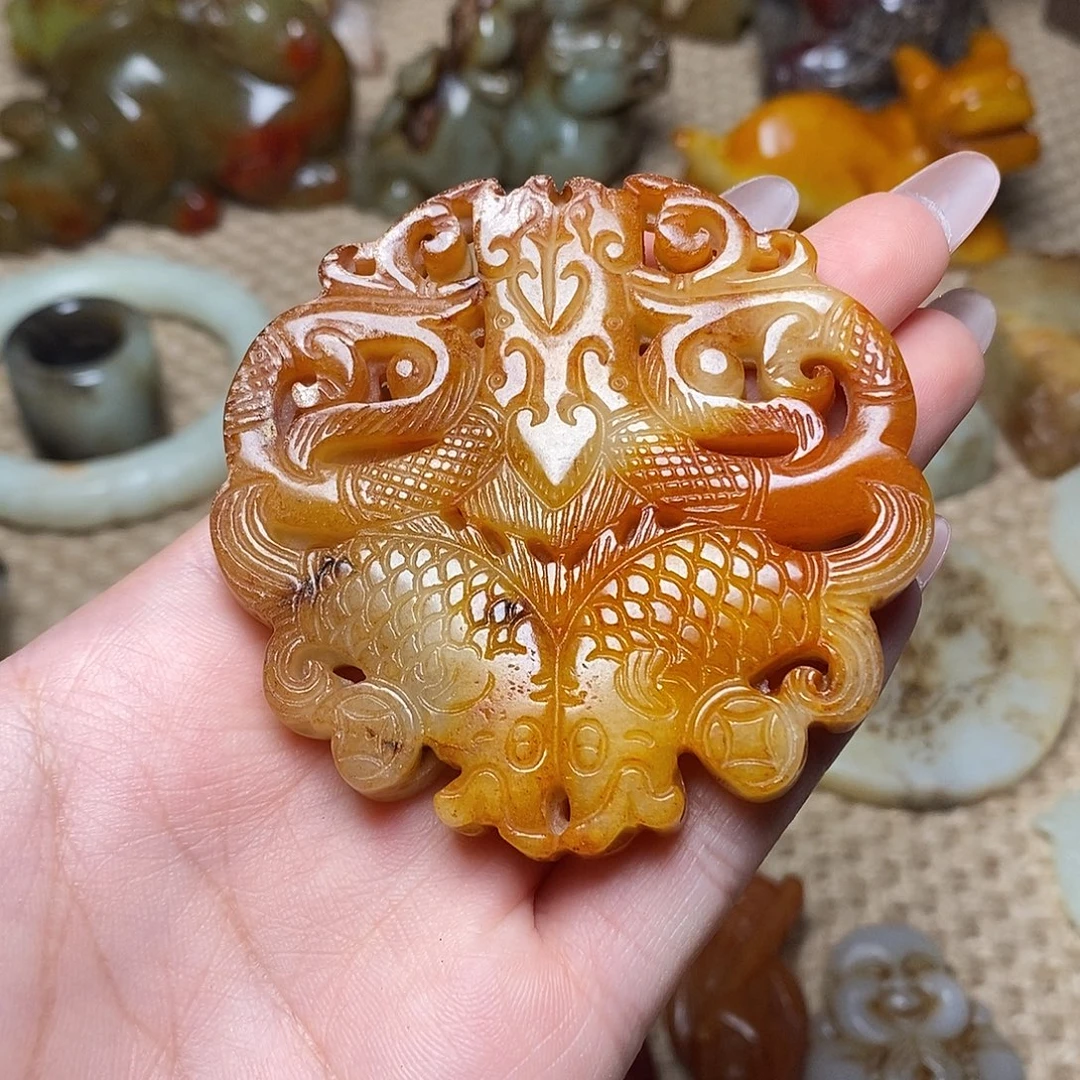 未镶嵌蛇纹石玉颈饰