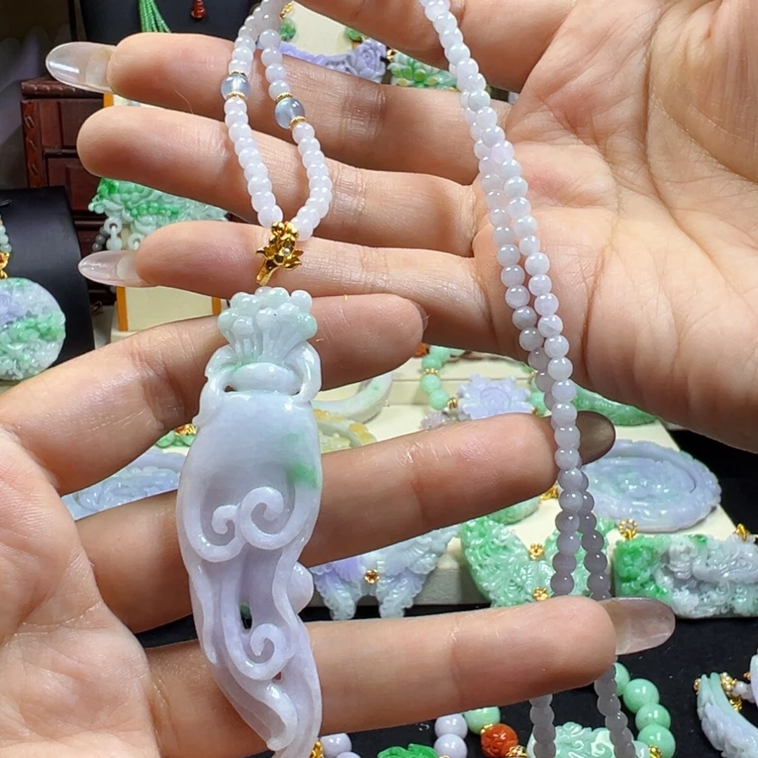 翡翠未镶嵌毛衣链人参