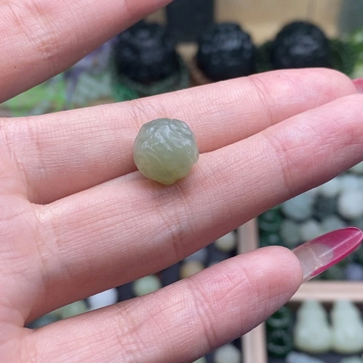 未镶嵌和田玉（糖玉）珠宝半成品