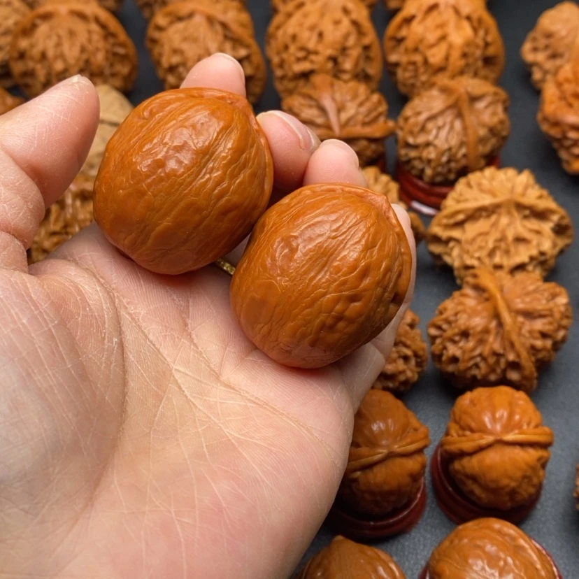 【闪购商品】文玩核桃把件凤求凰