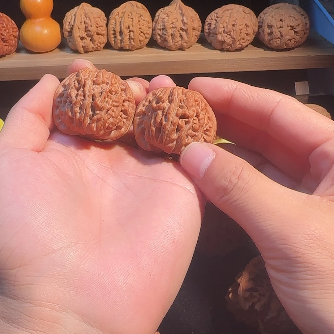 老***烟文玩核桃吊坠40四座楼