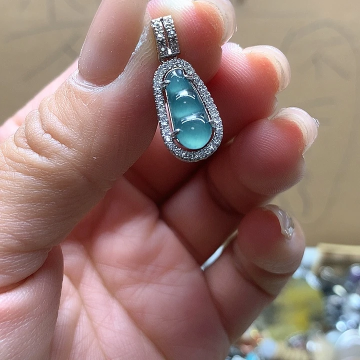 水晶水晶吊坠未镶嵌