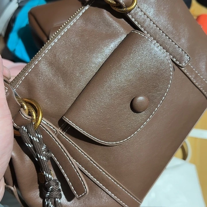 蚕丝的姐姐菲菲姐姐放假放假