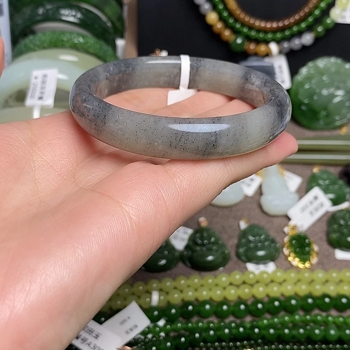 和田玉未镶嵌手镯57 58 59