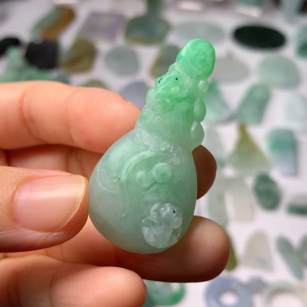定制翡翠未镶嵌翡翠