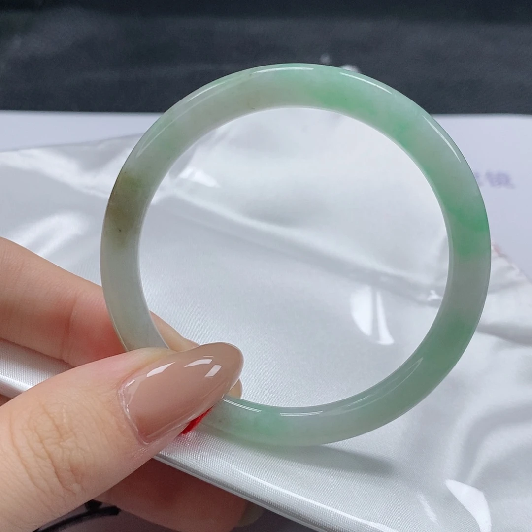 【闪购商品】翡翠手镯（圆镯）未镶嵌382号