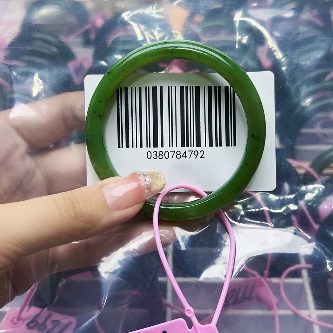 和田玉手镯未镶嵌58