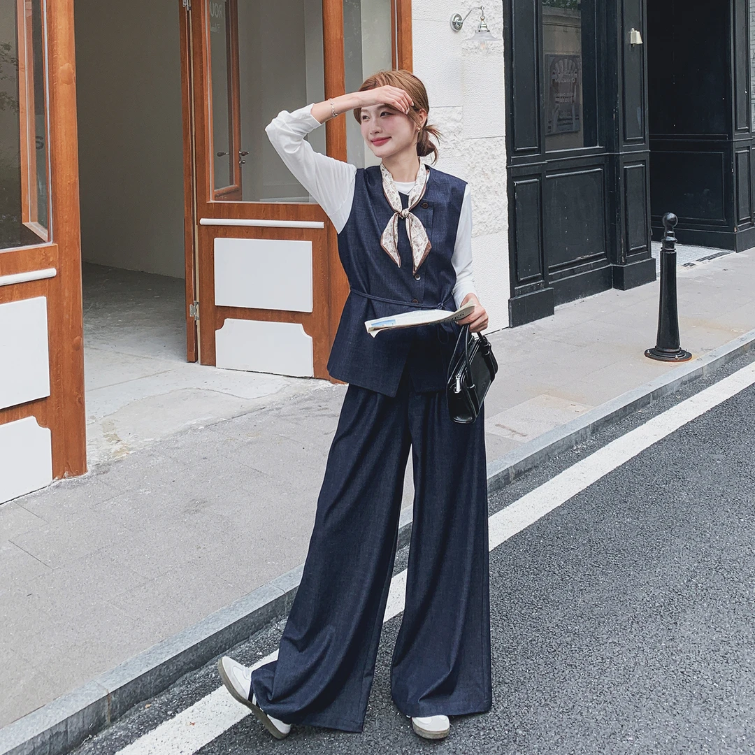 气质一整套ootd穿搭早秋巨好看的高级感马甲阔腿裤打底衫三件套