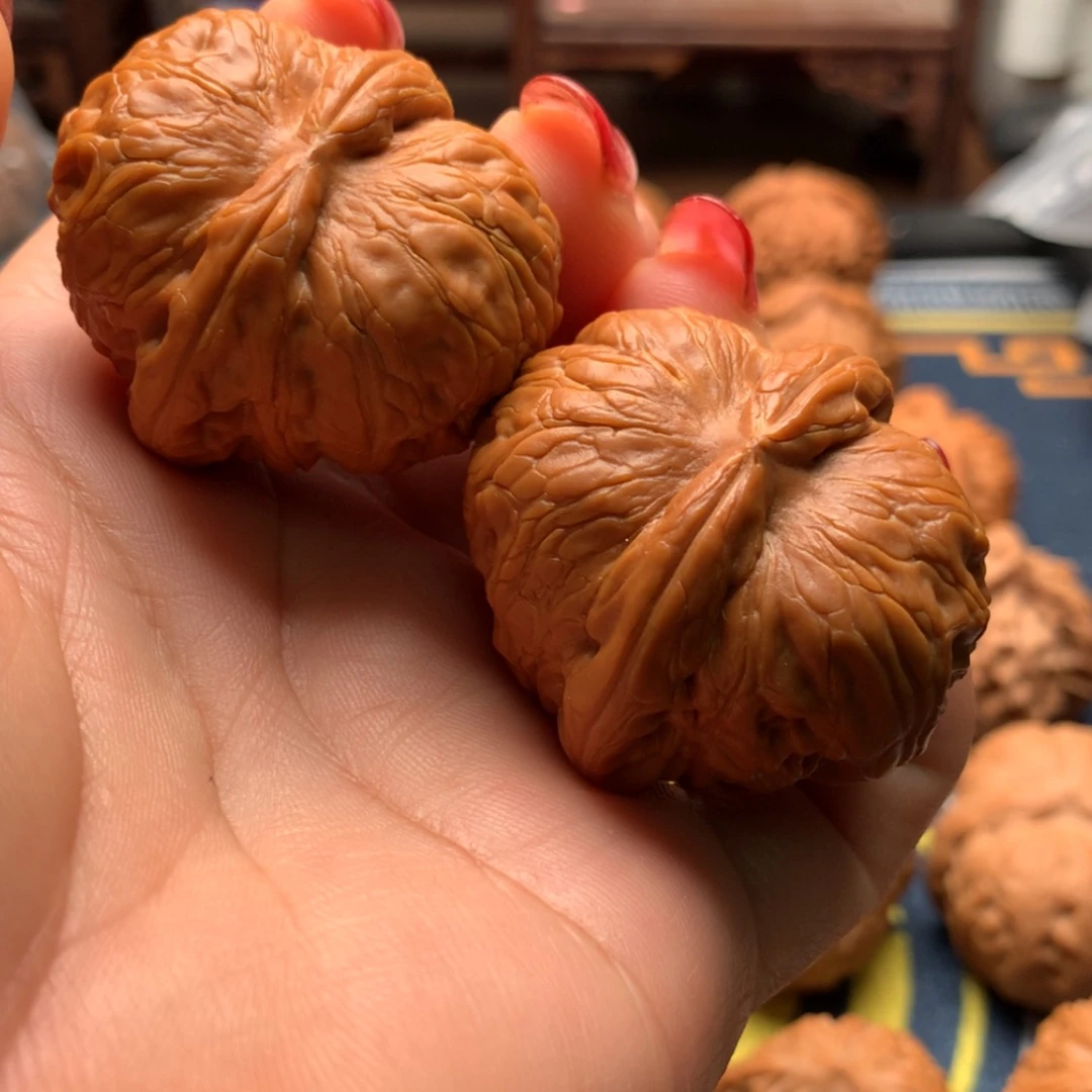 【闪购商品】把件文玩核桃元宝40