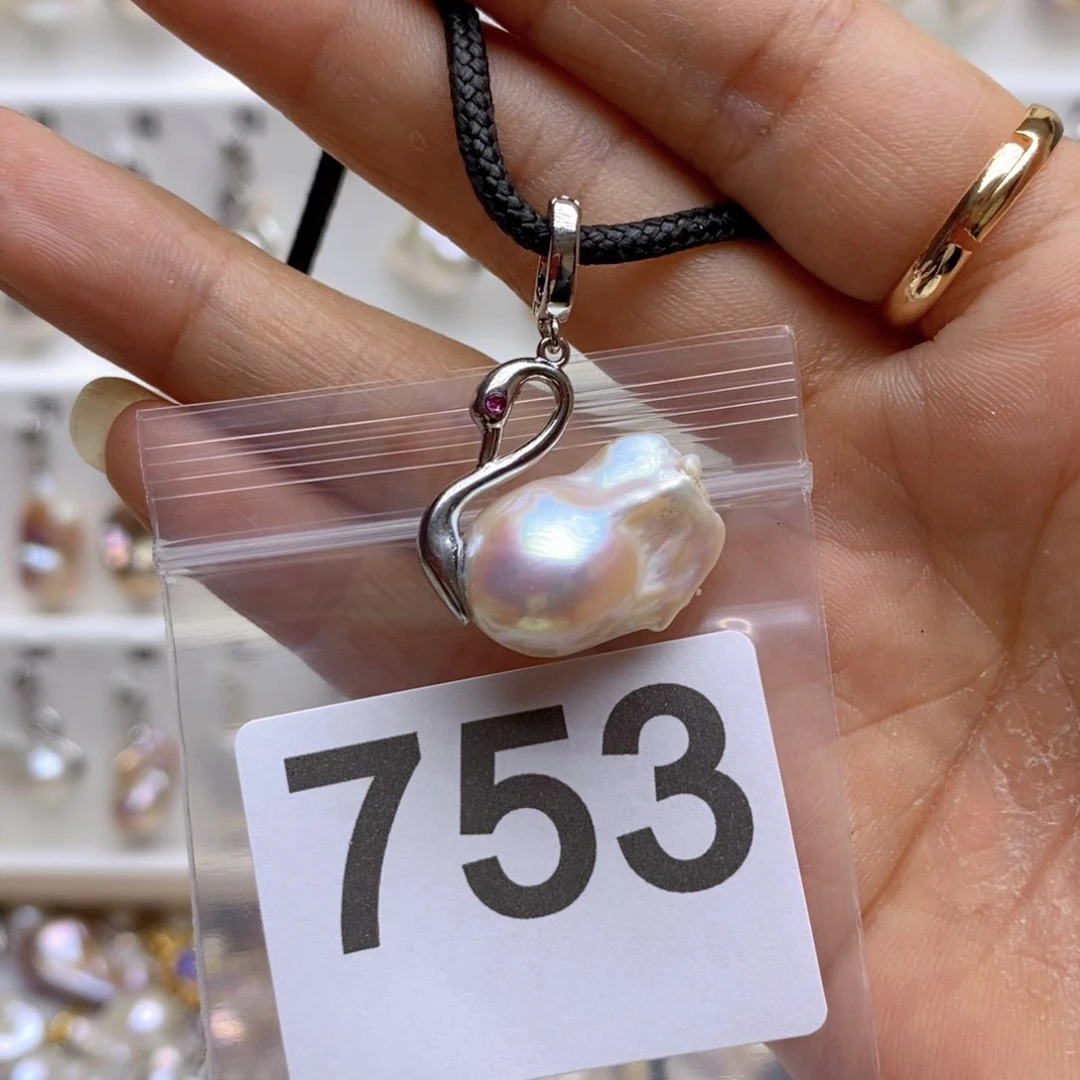 淡水珍珠颈饰银S925镶嵌753