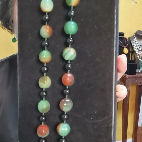 玛瑙/玉髓颈饰未镶嵌